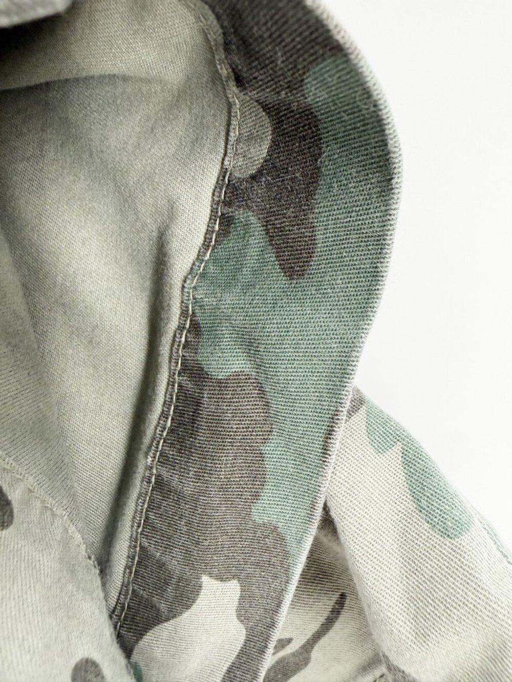 Universal Thread Camo women's mid-rise utility cargo pants Green size 6s - Picture 4 of 10